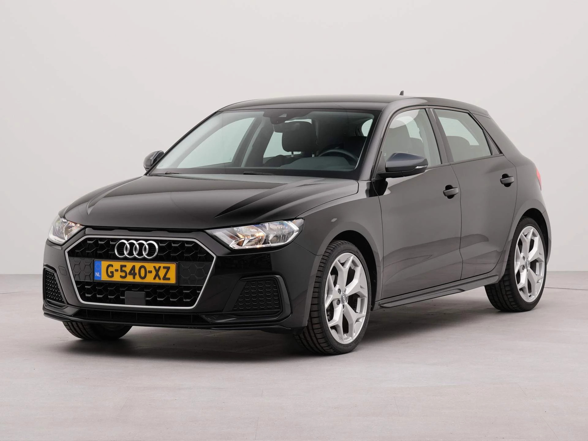 Audi A1 Sportback 25 TFSI epic | Appconnect | LM velgen 18