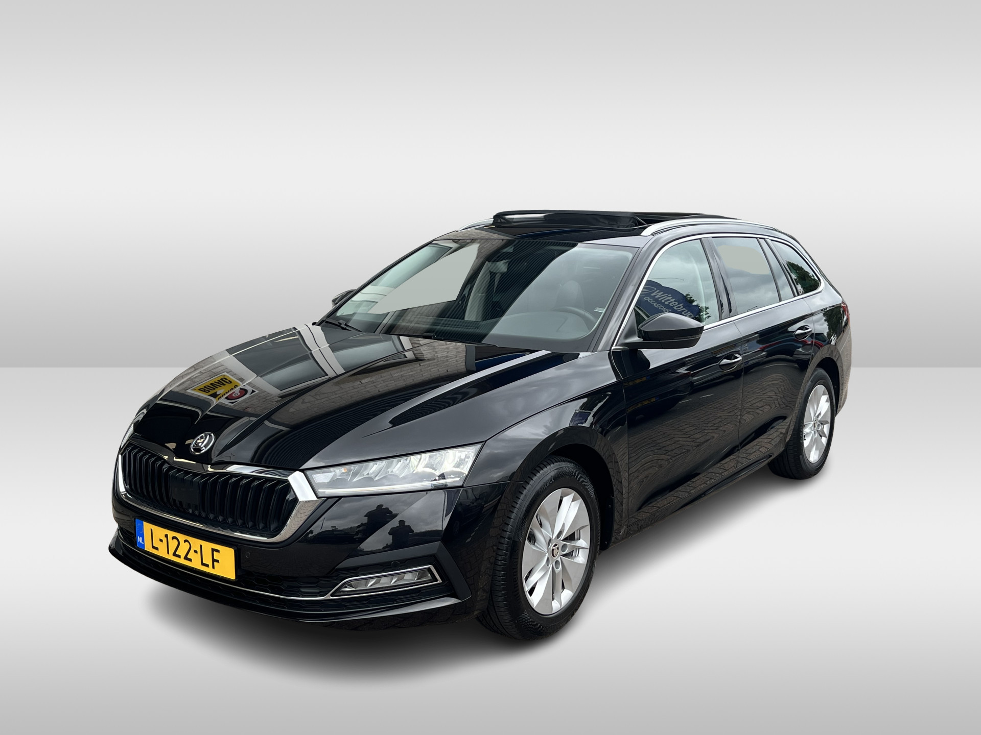 Škoda Octavia Combi 1.0 e-TSI Business Edition / AUTOMAAT/ PANO/ LED/ KEYLESS/ DIGITAL DASH/ SMARTLINK/ NAVI/ PARK. SENSOREN/ RIJ-MODI/ CLIMA/ 16