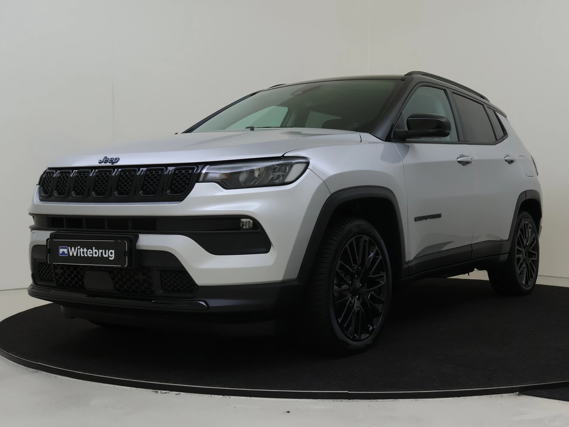Jeep Compass 4xe 190PK Plug-in Hybrid Electric Night Eagle | WEINIG GEREDEN | Adaptive cruise | Navigatie | Camera |