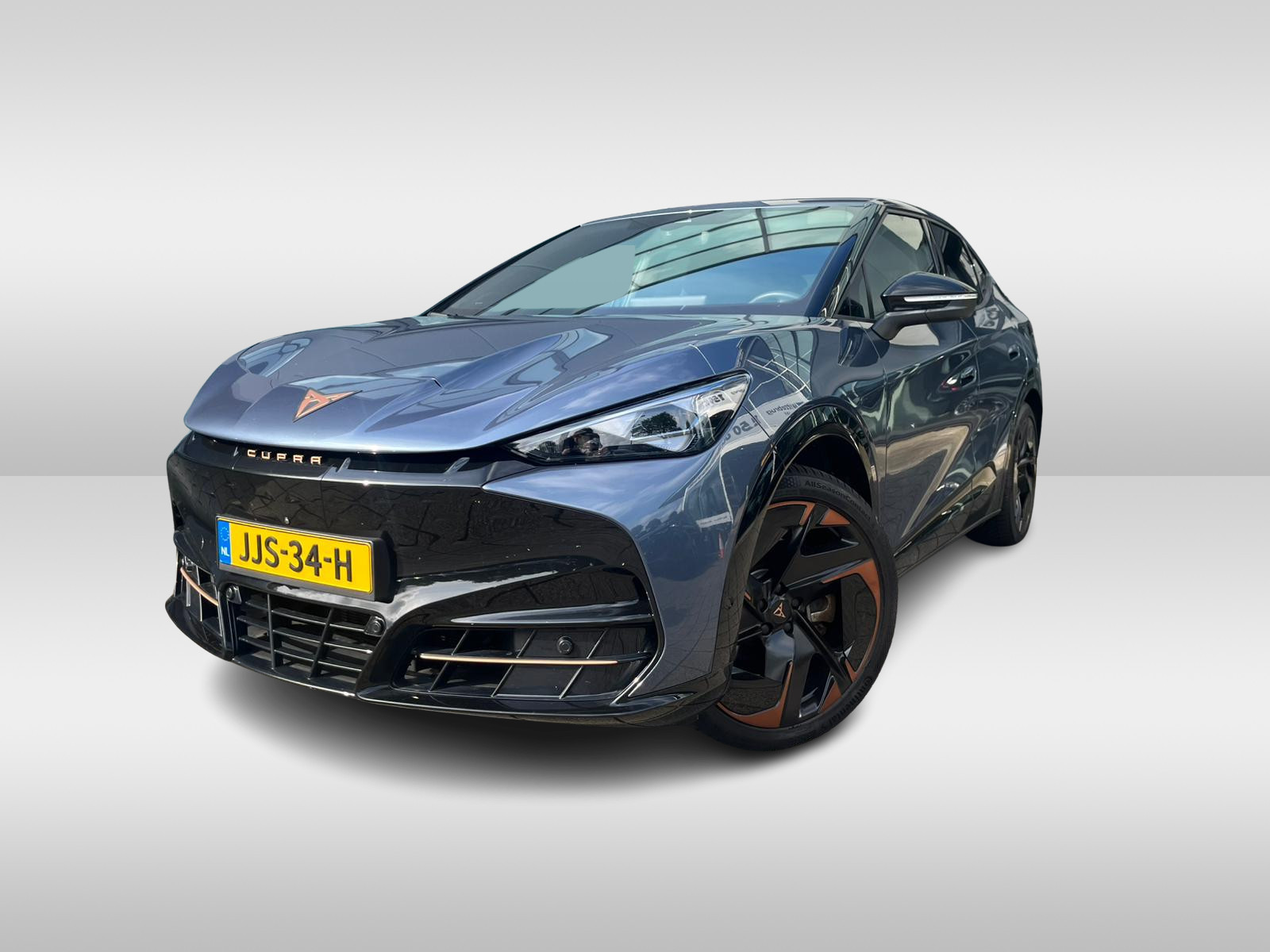 CUPRA Tavascan Adrenaline 82 kWh '21 inch all-season'
