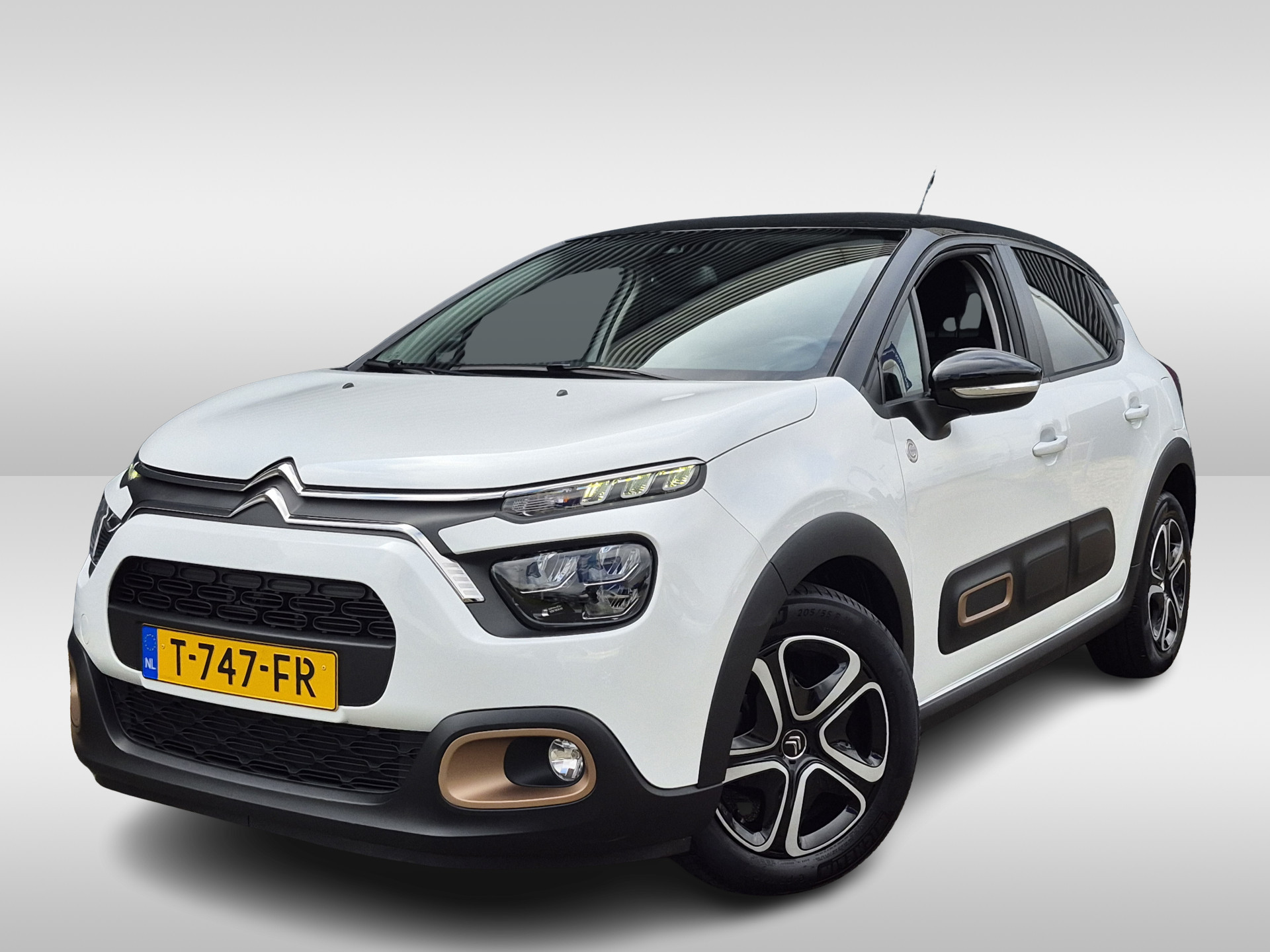 Citroën C3 1.2 PureTech C-Series | Navigatie | Two Tone | Climate Control | Cruise Control | Stoelverwarming | Erg Leuke Uitvoering !! | Lage Kilometerstand |