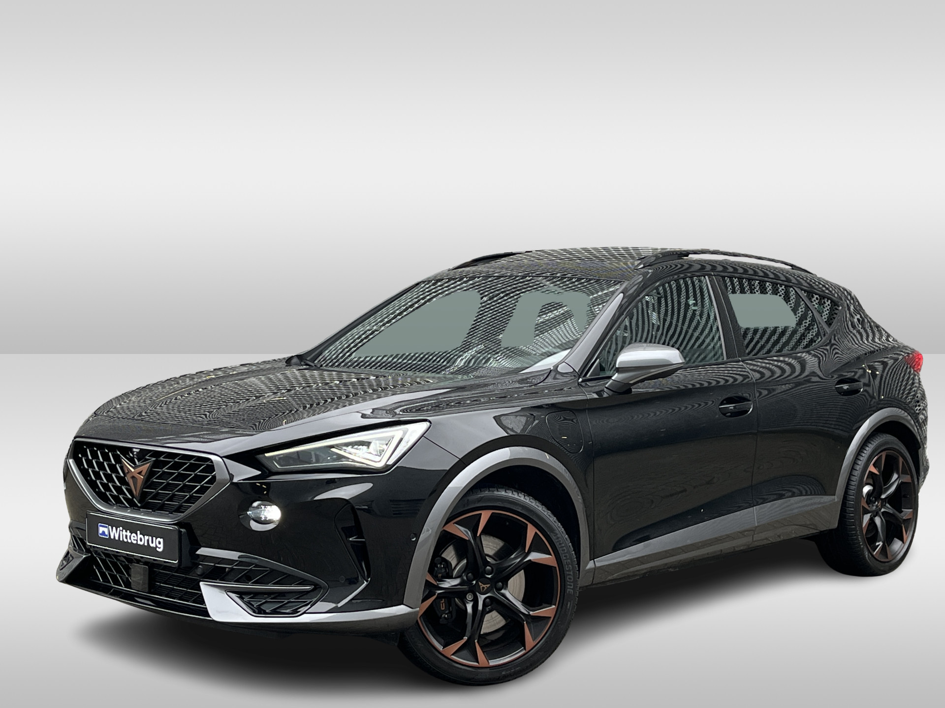 CUPRA Formentor 1.4 e-Hybrid 245PK DSG VZ Performance / Panoramadak / Supersport Stuur / Memory Seat / Zwenkbare Trekhaak / 360 Camera / Elektrische Achterklep **