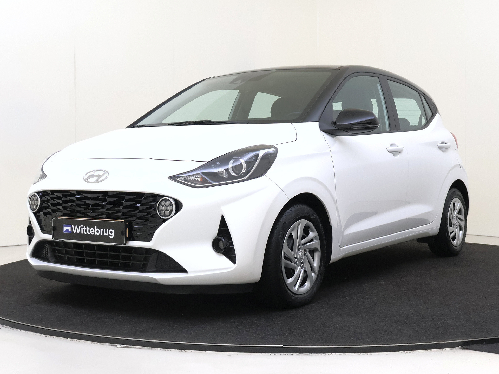 Hyundai i10 1.0 67PK Premium Parkeerhulp | Camera | Apple Carplay | Cruise Control |
