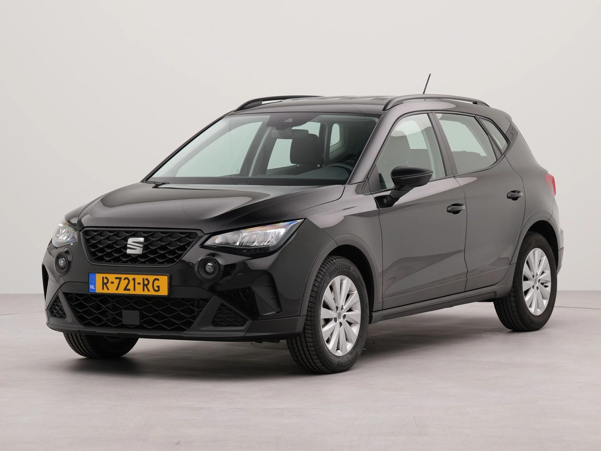 SEAT Arona 1.0 TSI Style | Apple Carplay | Parkeersensoren achter | Bluetooth |