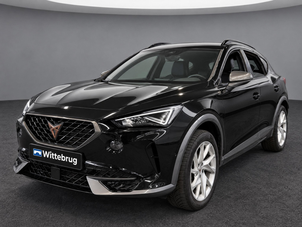 CUPRA Formentor 1.4 TSI e-Hybrid Essential Limited DSG Automaat / Camera / Clima / Stoelverwarming / Trekhaak wegklapbaar / Carplay / LED hal