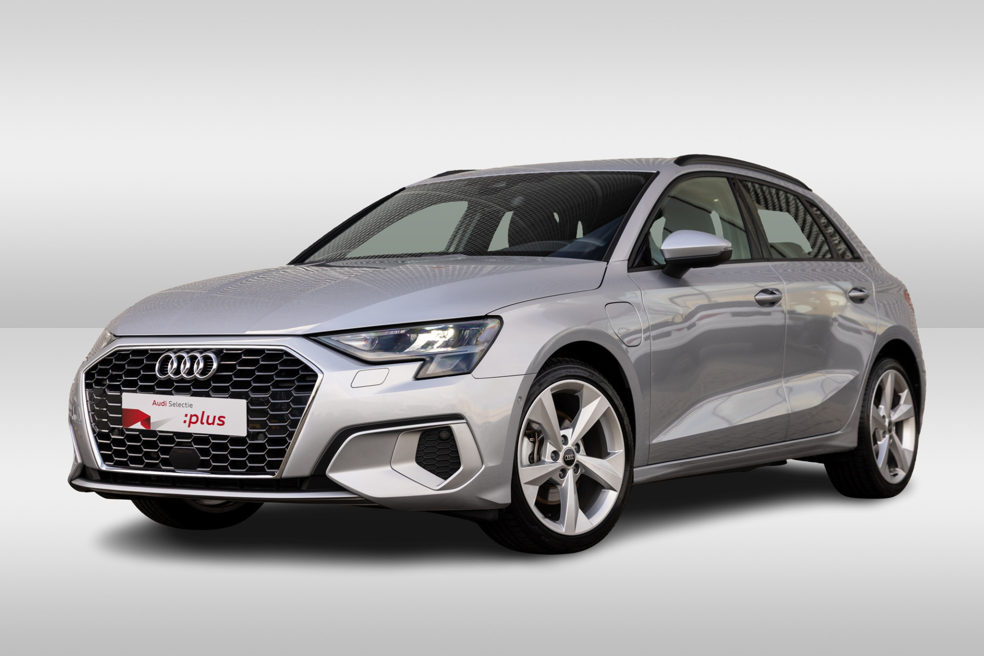 Audi A3 Sportback 40 TFSI e 204PK Advanced | Apple Carplay | 18 Inch | Stoelverwarming | NAVI