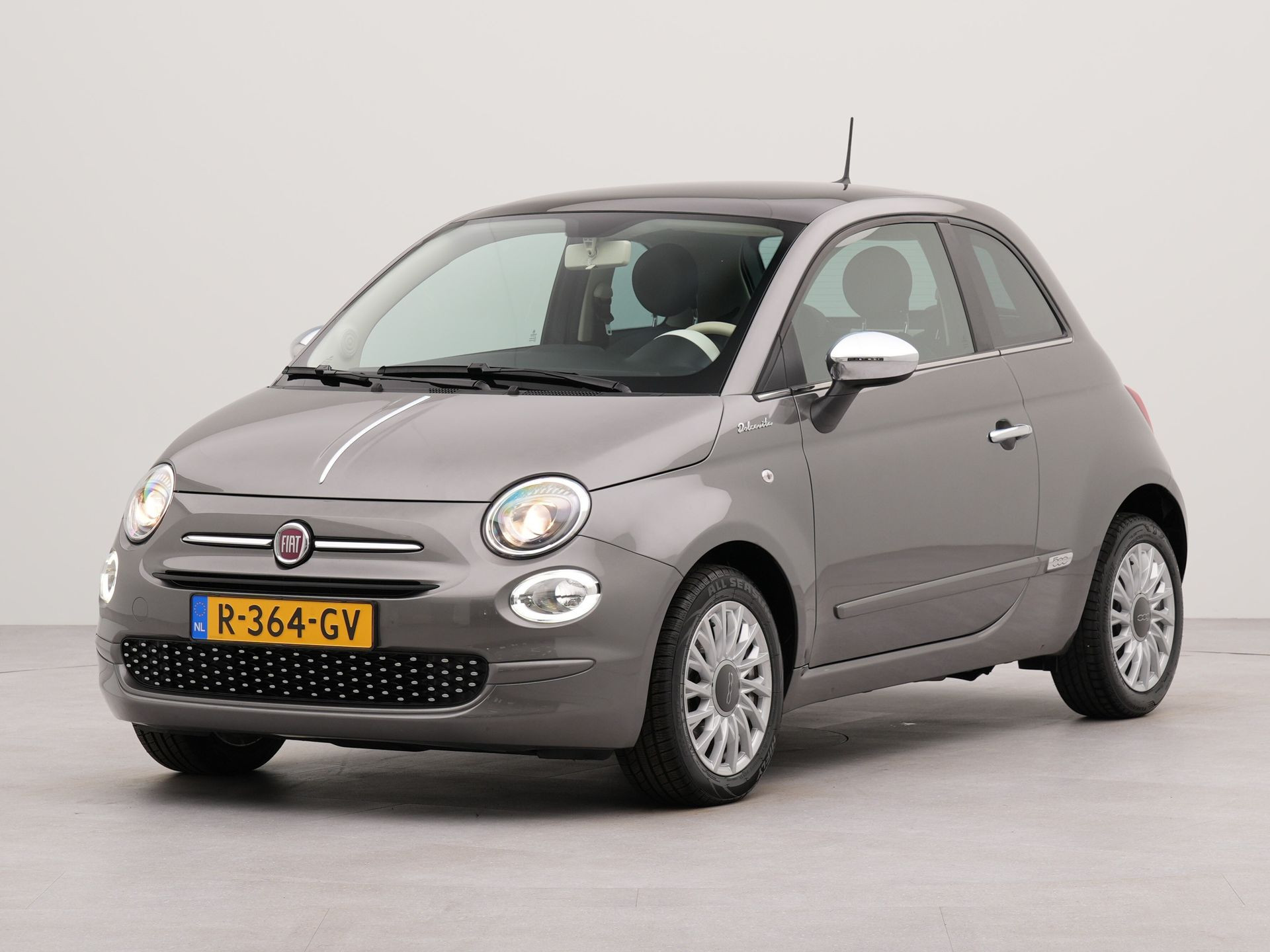Fiat 500 1.0 Hybrid Dolcevita | Apple Carplay | DAB | Cruise Control | Panoramadak | Airco |