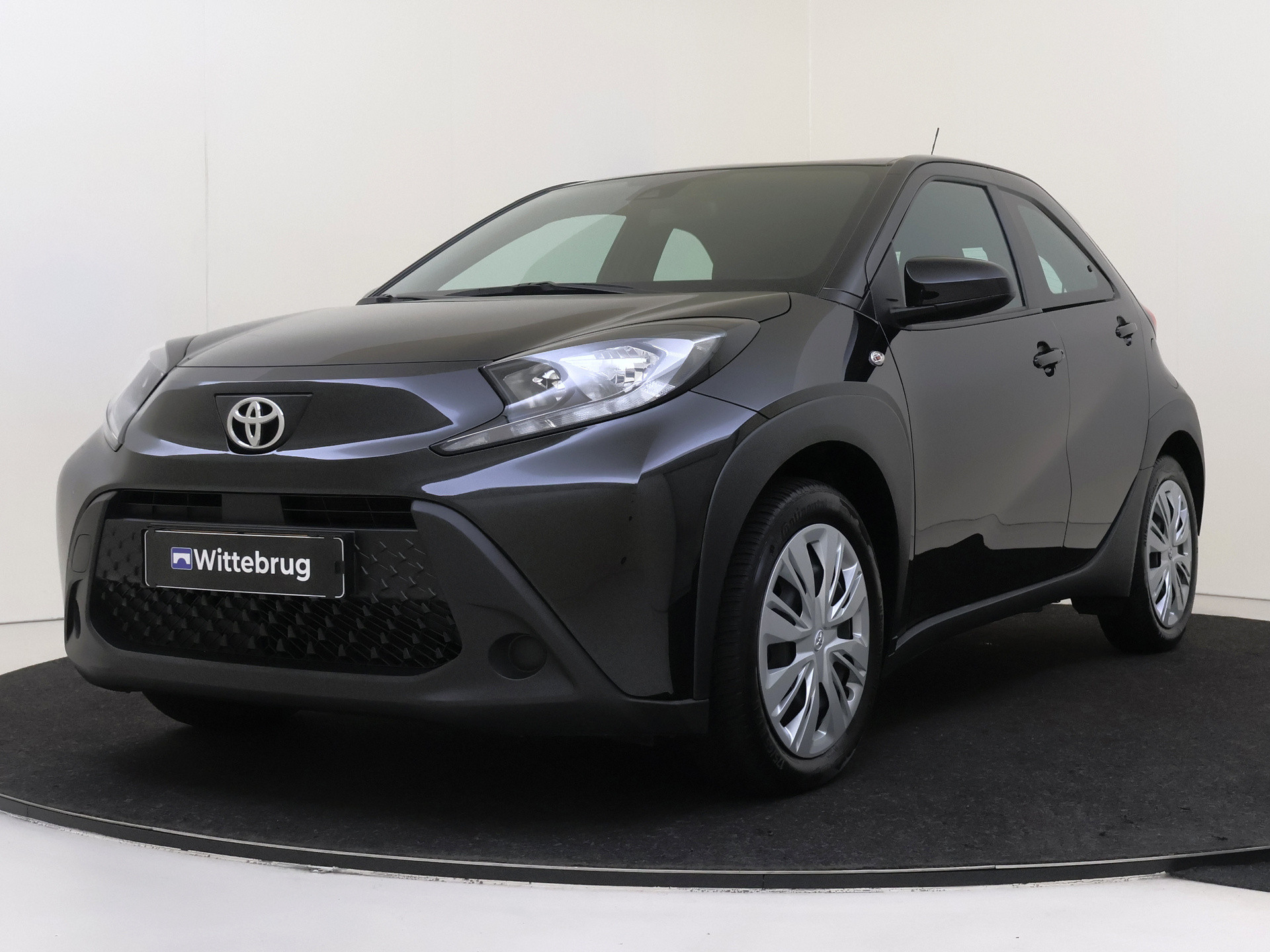 Toyota Aygo X 1.0 VVT-i MT Play