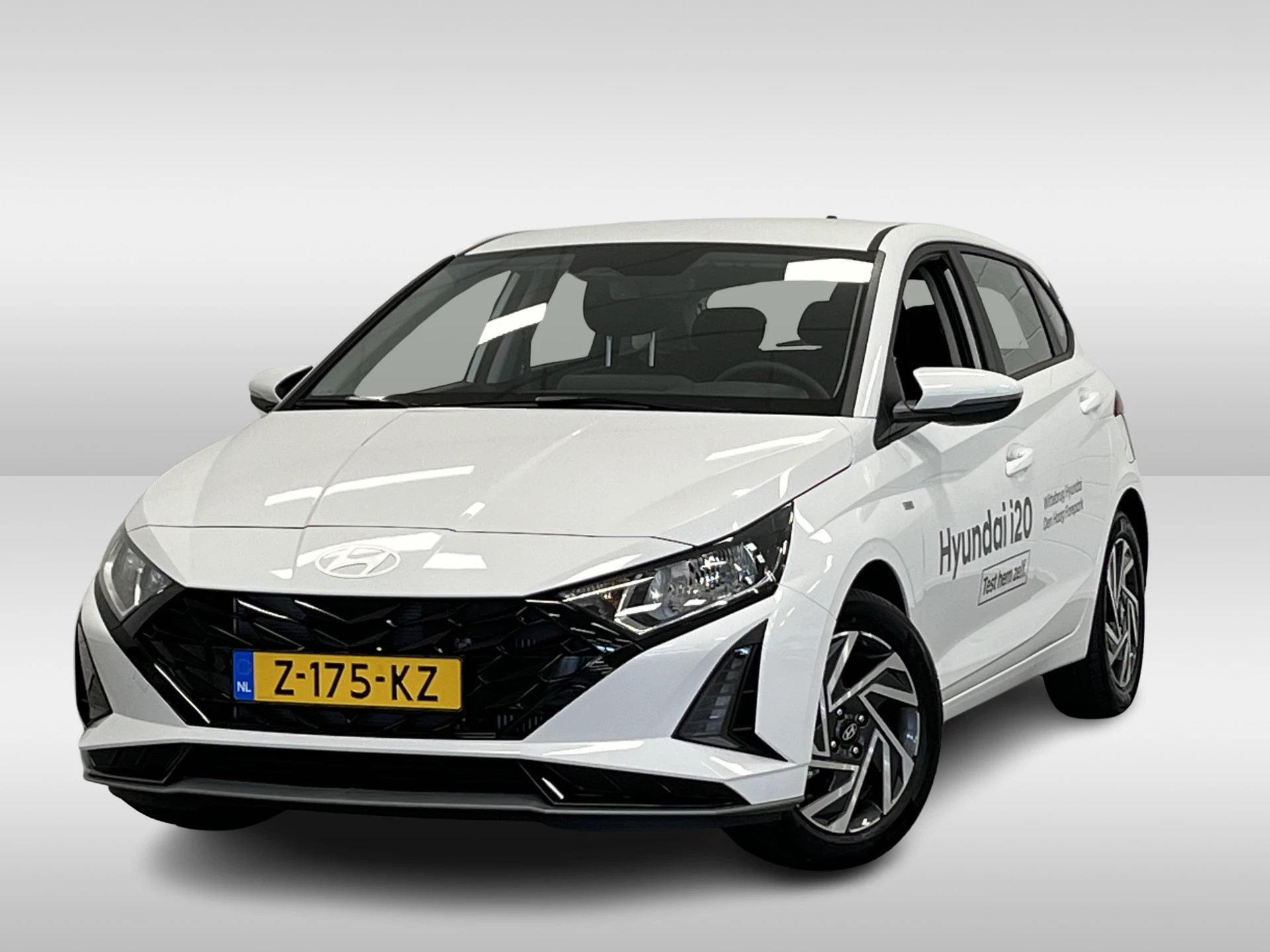 Hyundai i20 1.0 T-GDI Comfort APPLE / ANDROID NAVIGATIE | DUBBELE BEDIENING!! | LICHTMETALEN VELGEN | BESCHIKBAAR VANAF 14-08-2024