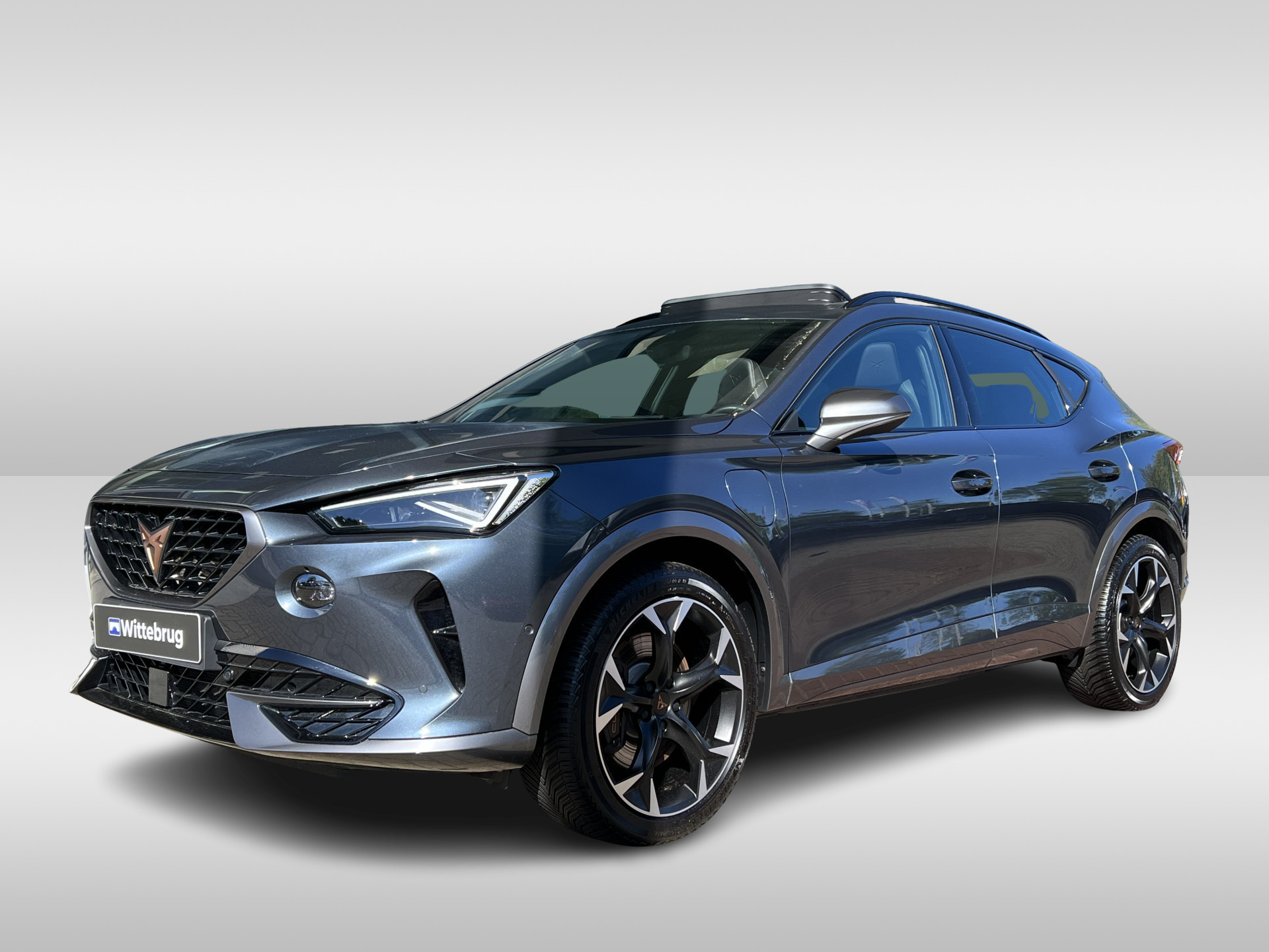 CUPRA Formentor 1.4 e-Hybrid VZ Performance / 19 Inch / Panorama dak / Supersport stuur / Memory Seat / Stoel + Stoelverwarming HAL