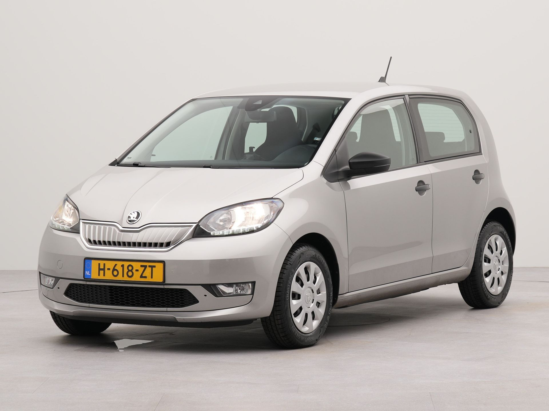 Škoda Citigo e-iV EV Ambition | Bluetooth | Voorstoelen Verwarmd | Parkeersensoren Achter | Cruise Control |